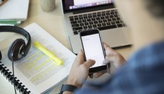 Nếu bạn không biết hỏi ai khi thắc mắc về bài vở, đã có AskNow lắng nghe và giải đáp