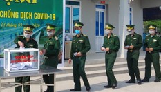 Chiến sĩ biên phòng quyên góp ủng hộ phòng, chống Covid-19