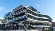 Mở màn 2018 hoành tráng với học bổng Đại học Monash