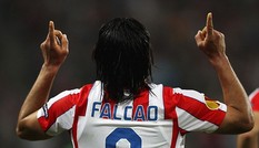 BẢN TIN Thể thao 19H: Falcao cập bến, M.U tiễn Chicharito