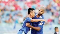 Nỗi sợ của nhà vô địch V-League