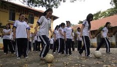 Vì sao giáo dục thể chất bị coi là môn vớ vẩn, đến điểm danh rồi về