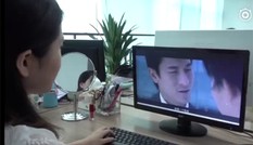 Cách chống thất tình “bá đạo”, thánh nữ công sở lên nóc nhà ninh chân giò bằng ăng-ten chảo