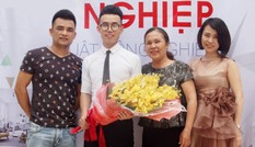 Hot boy Thanh Hóa có tài biến 'rác thành quần áo'