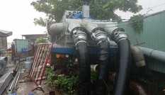 4 máy thay siêu máy bơm chống ngập cho đường Nguyễn Hữu Cảnh