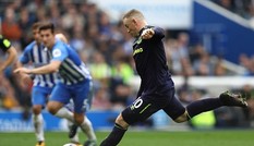 Rooney cứu Everton thoát thua ở phút 90