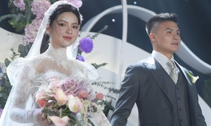 Diện váy cưới hớt tóc ngực 150 triệu đồng, Chu Thanh Huyền tỏa sáng mặt mày Quang Hải