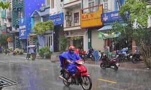 TPHCM đón mưa giải sức nóng trúng ngày giỗ Tổ Hùng Vương 