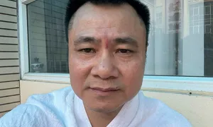NSND Tự Long xin lỗi