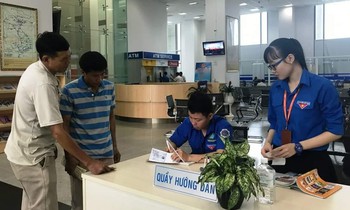 Đưa 'Sinh viên 5 tốt' đến thực tập, kiến tập tại Trung tâm Hành chính công