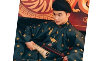 Cổ phục Việt hấp dẫn chàng mẫu ảnh là cựu sinh viên khoa Luật