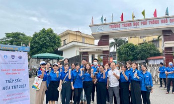 Sinh viên Đại học Thái Nguyên sôi nổi ra quân ‘Tiếp sức mùa thi 2022’