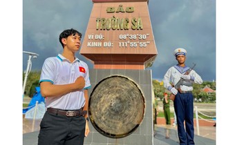 Hành trình đầy cảm xúc ở Trường Sa của Chủ tịch Hội Sinh viên Việt Nam UPES