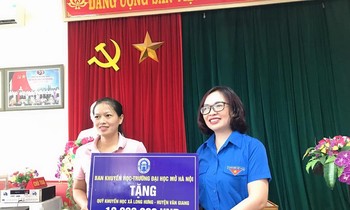 Hành trình mùa hè xanh của trường Đại học Mở Hà Nội