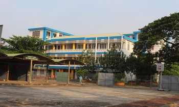 Giảm tiền thuê cho trường cao đẳng được trưng dụng làm nơi cách ly