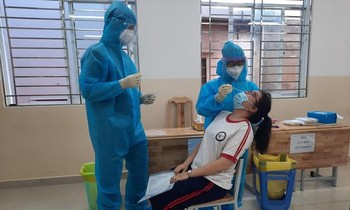 Khi nào thí sinh thi tốt nghiệp THPT có kết quả test COVID-19?