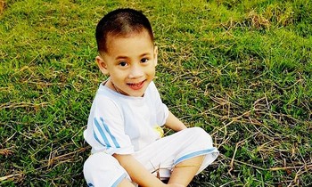 Bé trai 4 tuổi mất tích khi chơi trước cổng nhà người thân