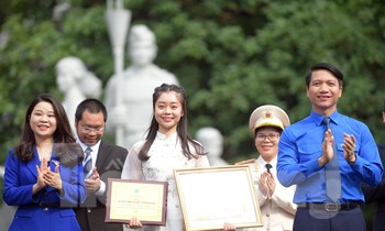 Trao giải Đặng Thùy Trâm cho các thầy thuốc trẻ tiêu biểu