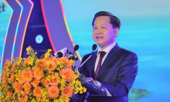Khai mạc Festival tôm Cà Mau và Diễn đàn kết nối sản phẩm OCOP Đồng bằng sông Cửu Long