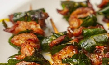 Lợn nướng lá Mắc mật