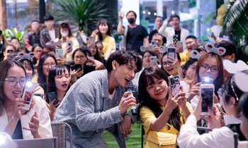 Isaac mừng "gấp đôi" sinh nhật cùng fan, sẵn sàng trở lại mạnh mẽ sau 2 năm im ắng