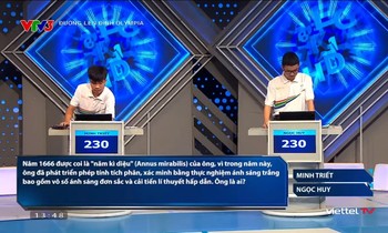 Đường Lên Đỉnh Olympia: Hai nam sinh từ Quảng Ngãi và Thanh Hóa phân thắng bại bằng câu hỏi phụ