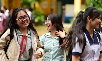 Tuyển sinh lớp 10 TP.HCM: Ngoại Ngữ cùng hệ số điểm với Toán, Ngữ Văn - không thể ngó lơ!