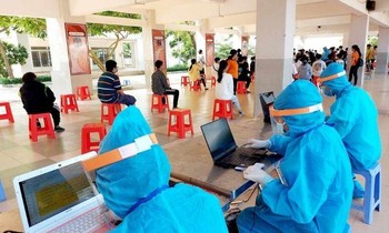 Trải nghiệm lấy mẫu xét nghiệm ly kì truyện của teen 2K3: Lúc đi hơi run, lúc về quá vui!