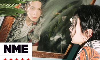 "D-Day" của SUGA (BTS) nhận điểm tuyệt đối từ NME, tạo đoạn kết hoàn hảo cho Agust D