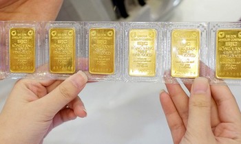Giá vàng sẽ 'vỡ' mốc lịch sử trong tuần này?