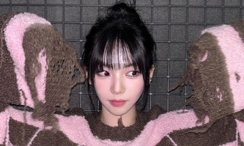 Chiếc áo độc lạ của Karina aespa: Knet người khen độc lạ, kẻ nói "mẹ tôi sẽ chê"
