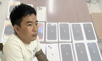 Bắt đối tượng người dùng đột nhập cửa hàng FPT, trộm hàng trăm Smartphone iPhone