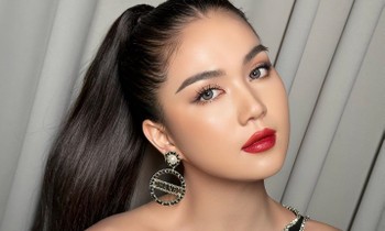 Chán mặc hở, ‘Nữ hoàng nội y’ gây choáng khi tuyên bố thích tát một ‘sao nữ đình đám’