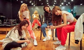 Điều kỳ diệu gì đã xảy ra khi Rosé lần đầu gặp gỡ các thành viên trong BLACKPINK?