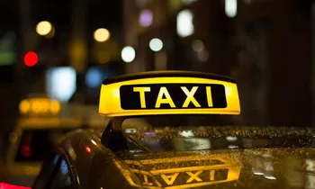 Hà Nội: Triệu tập tài xế taxi 'chặt chém' du khách nước ngoài