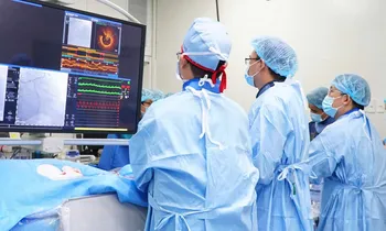 Kịp thời cứu bệnh nhân Campuchia nhiễm trùng, hoại tử nặng
