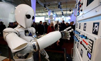 Robot sẽ “cướp” việc làm của 85 triệu người trong 5 năm tới