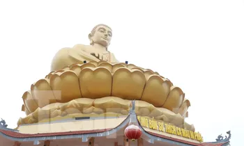 Chiêm ngưỡng tượng Phật lớn nhất Bắc Trung Bộ
