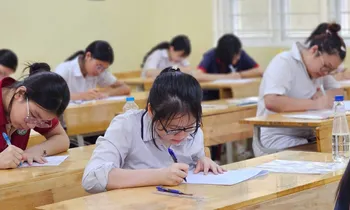 Sở GD&ĐT Hà Nội vừa công bố điểm chuẩn lớp 10 THPT năm học tới.