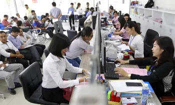 Thủ tướng yêu cầu thay thế, điều chuyển cán bộ né tránh, làm việc cầm chừng