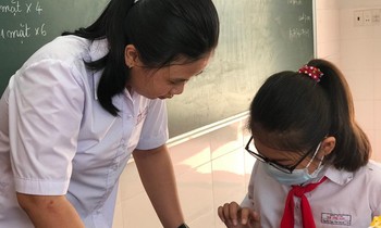Sáng chế thiết bị học toán thông minh cho người khiếm thị