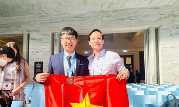 Chàng trai liên tiếp 2 lần chinh phục đấu trường Toán học Quốc tế IMO