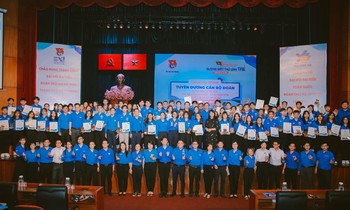Vinh danh 106 gương mặt ‘Thủ lĩnh trẻ TP. HCM’