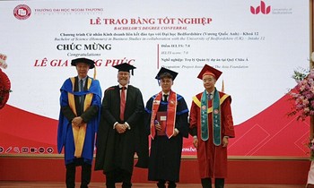 Chàng trai đậu đại học năm 14 tuổi và khao khát cống hiến cho cộng đồng