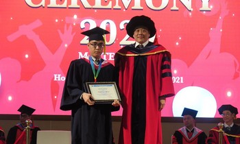 Ba thủ khoa cùng họ của trường ĐH Quốc tế (ĐHQG TP. HCM)