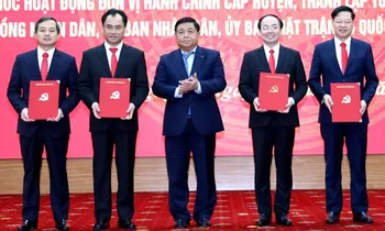 Ông Trịnh Việt Hùng giữ chức Bí thư Tỉnh ủy Thái Nguyên sau hợp nhất