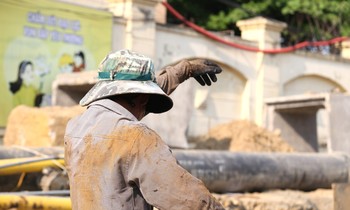 Miền Trung bước vào chuỗi ngày ‘nóng như đổ lửa’
