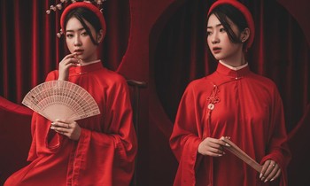 Nữ sinh Ngoại ngữ Đà Nẵng rạng rỡ với cổ phục Việt đón Xuân