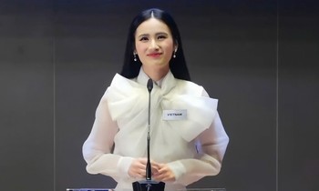 Tại 'Miss World 2025', Hoa hậu Ý Nhi thể hiện tinh thần nhân ái được 'beauty fan' khen hết lời vì làm được điều này