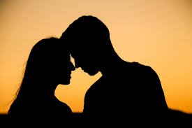 Chỉ bằng một đoạn văn này, người phụ nữ đã khiến chồng mình “không dám” có tiểu tam
